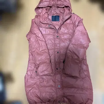 레어 후드 부착 다운 코트