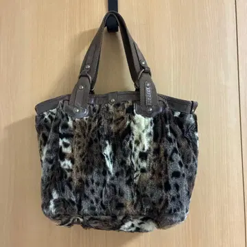 [ bonfanti ] 레오파드 무늬 퍼 백