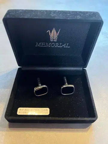 MEMORIAL 오닉스 스퀘어 커프 링크스
