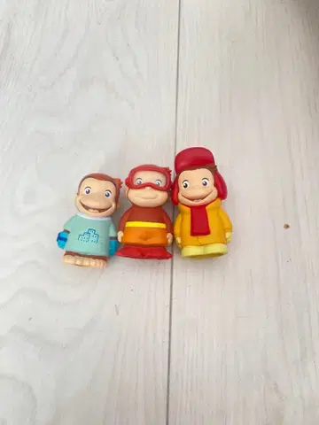 컬러풀 피규어 3체 세트