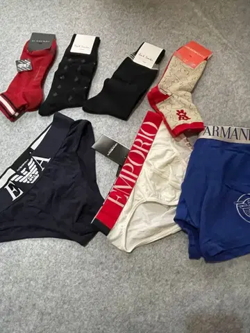 *미사용 새상품! 엠포리오 아르마니 복서 팬츠와 삭스 세트