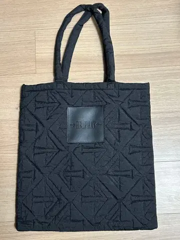 하뉴 유즈루 RE_PRAY 블랙 토트백 리플레이