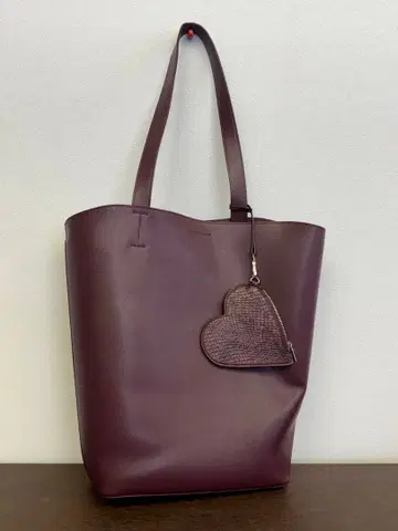 [ 미사용 새상품 ] LILY BROWN 원핸들 토트백