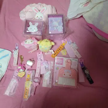 산리오 굿즈 묶음 판매