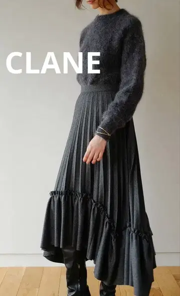 새상품급 반값 이하 CLANE 클라네 프릴 플리츠 롱 스커트