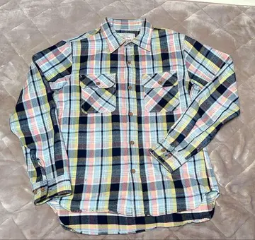 AVIREX 체크 무늬 플란넬 셔츠