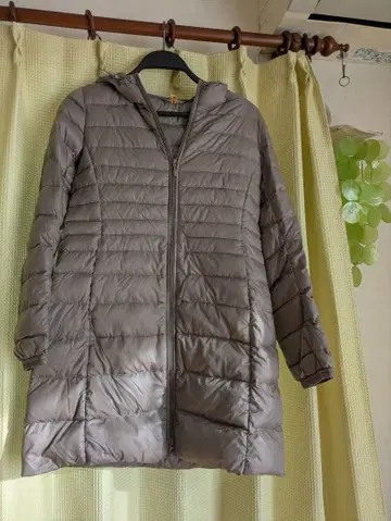 UNIQLO 후드 부착 롱 기장 울트라 라이트 다운 자켓 브라운