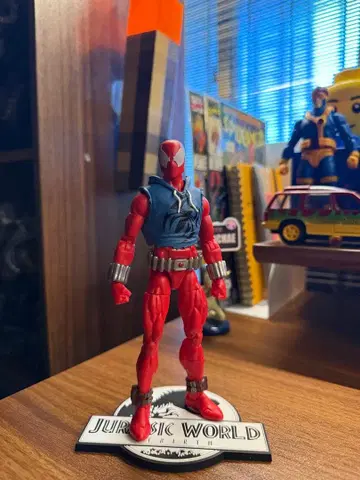 마블 레전드 스칼렛 스파이더맨