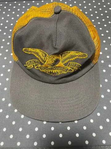 ANTI HERO 이글 메쉬 캡