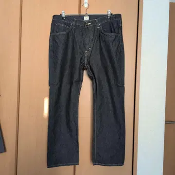 리 101 레귤러 핏 스트레이트 데님