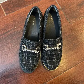 RANDA 비쥬 장식 로퍼 블랙 계열 중간 힐