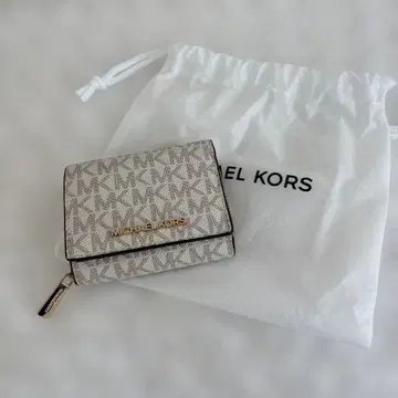 마이클코어스 삼단 접이식 지갑 핑크