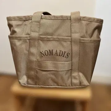 NOMADIS 베이지 토트백