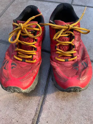 ropo 트레일 러닝화 빨간색