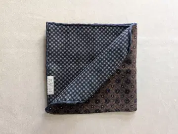 브루넬로쿠치넬리 버진 울 리버서블 치프