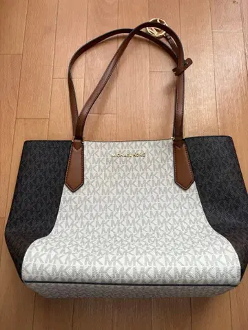 Michael Kors 토트백 화이트/블랙