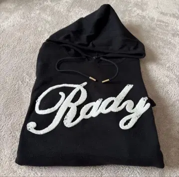 Rady 블랙 후드 부착 후드티