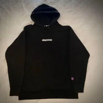[ 선착순 ] UNDEFEATED 로고 자수 후드티 LARGE