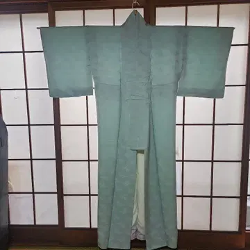 연한 파란색 이로무지 기모노