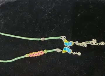 나비 모티브 비즈 목걸이