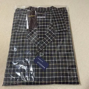 미사용 새상품 Paul Stuart 체크 무늬 룸웨어 파자마 L 사이즈