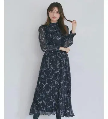 toccocloset 보타이 리본 프린트 셔링 원피스