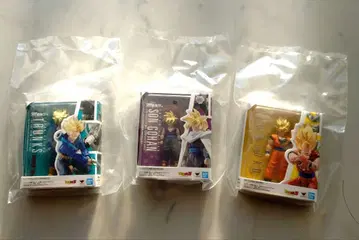 드래곤볼 피규어 3체 세트