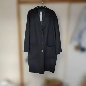 유니클로 블랙 롱 코트 L 사이즈