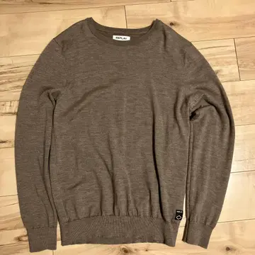 REPLAY 브라운 계열 얇은 소재 니트