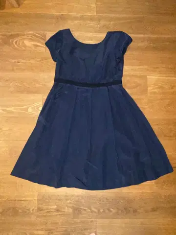 [새상품급] 네이비 반팔 원피스 그린라벨릴랙싱