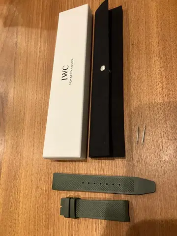 IWC 정품 고무 벨트 올리브 그린