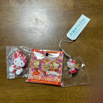 헬로키티 스트랩과 마그넷, 핀 배지 세트