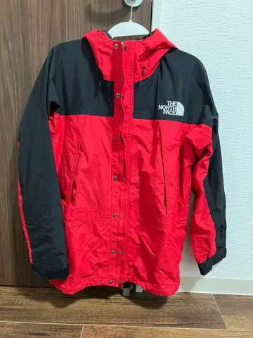 THE NORTH FACE 마운틴 파카 M 사이즈 레드/블랙