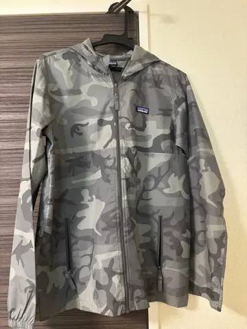 patagonia 그레이 카모플라쥬 후드 부착 자켓 XXL