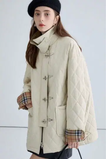 chicandthings 절개 퀼팅 코튼 자켓