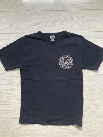 Schott 블랙 T셔츠