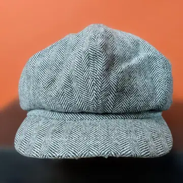 그레이 헤링본 헌팅 캡
