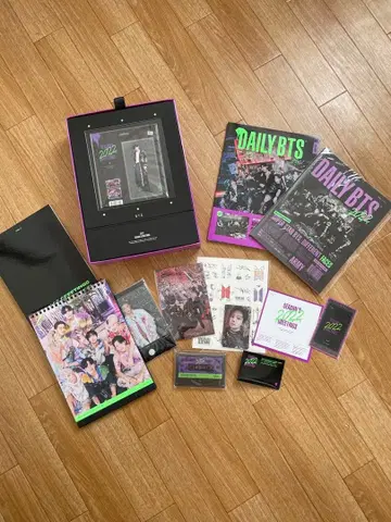 BTS 2022 SEASON'S GREETINGS