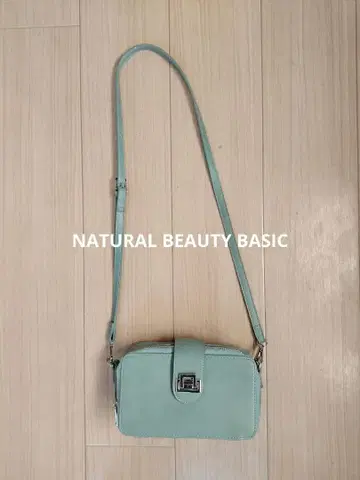 [새상품급] NATURAL BEAUTY BASIC 숄더백