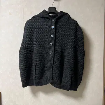 ESCADA 니트 케이프