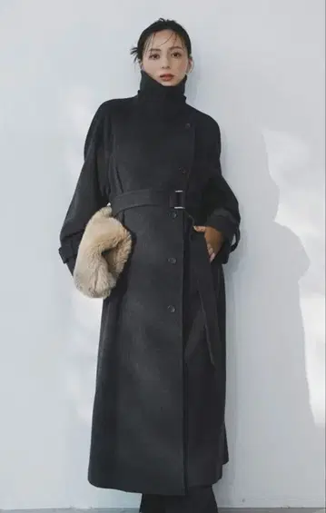 24AW 울 트렌치코트