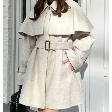 [ INGNI ] (잉그) 케이프 포함 미디 기장 스텐카라 코트