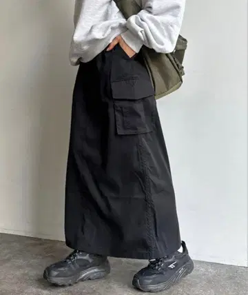 CPCM 트윌 카고 스커트 M 사이즈