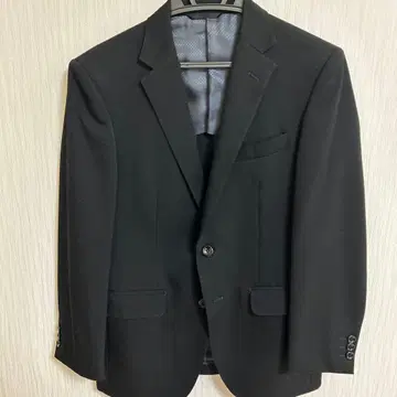 준코 시마다 블랙 비즈니스 정장