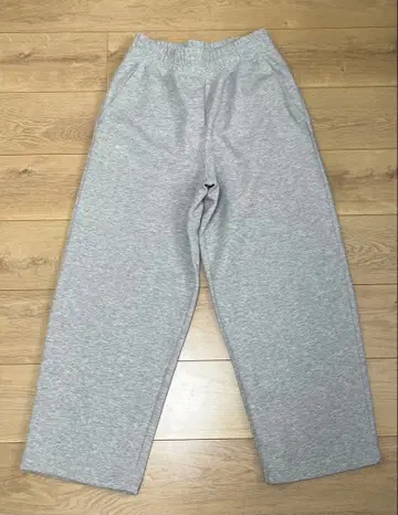 UNIQLO C 맨투맨 와이드 팬츠 블랙 S 사이즈