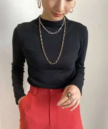 Ameri 아메리 VCUT 하이넥 탑 블랙