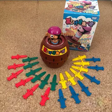 검은 수염 위기일발 타카라토미