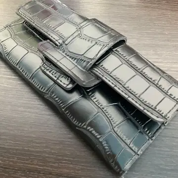 새상품 블랙 크로커다일 패턴 장지갑