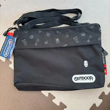 OUTDOOR 센과 치히로 카오나시 사코슈 백