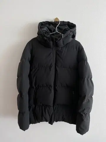gu 다운 자켓 다운 코트 블랙 L 사이즈